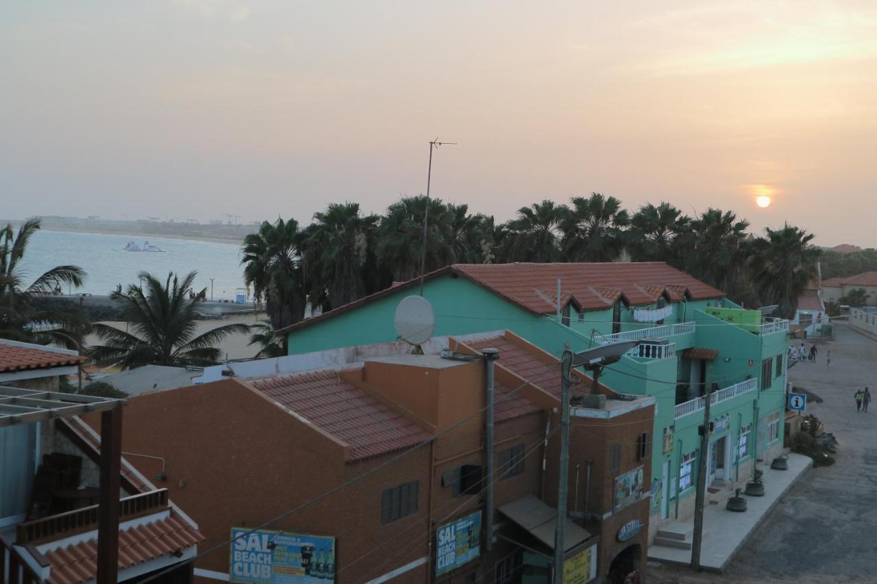 Surfzone Beachside Apartments Санта Мария Екстериор снимка