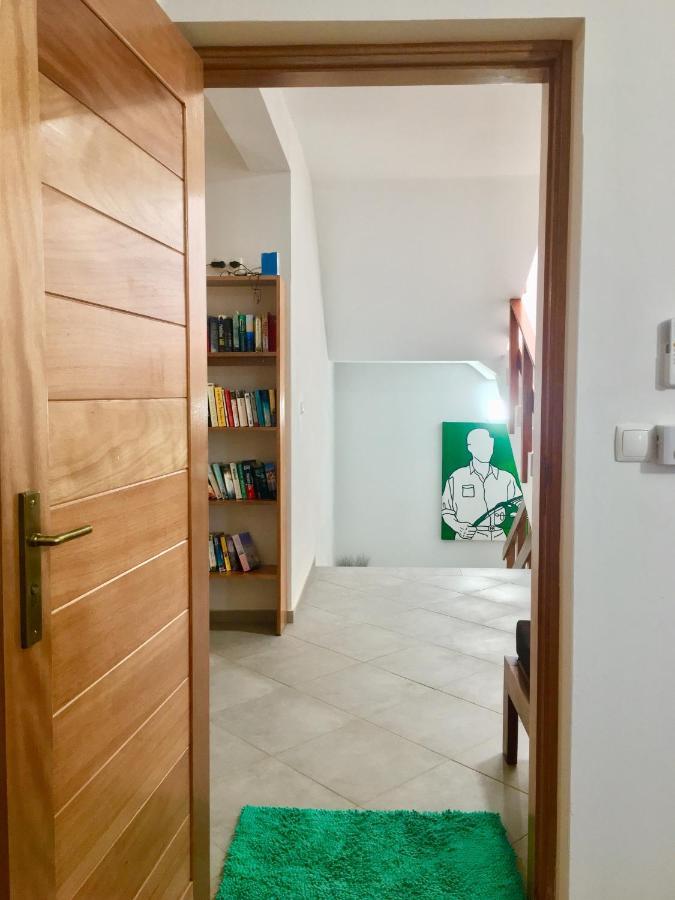 Surfzone Beachside Apartments Санта Мария Екстериор снимка
