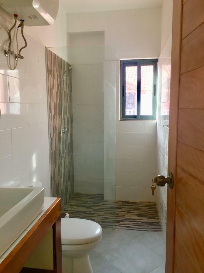 Surfzone Beachside Apartments Санта Мария Екстериор снимка