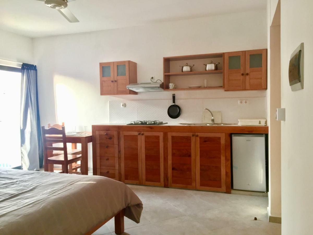 Surfzone Beachside Apartments Санта Мария Екстериор снимка